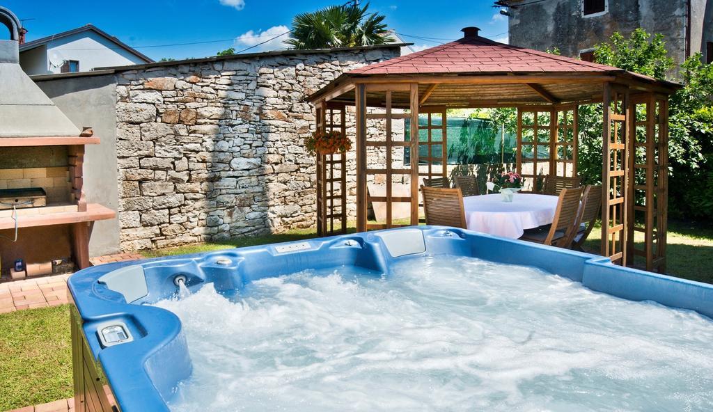 Villas Montrin Kaštel Δωμάτιο φωτογραφία