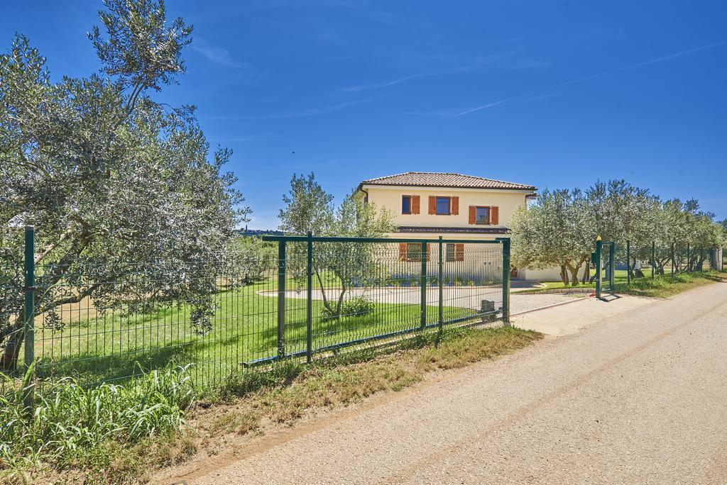 Villas Montrin Kaštel Εξωτερικό φωτογραφία
