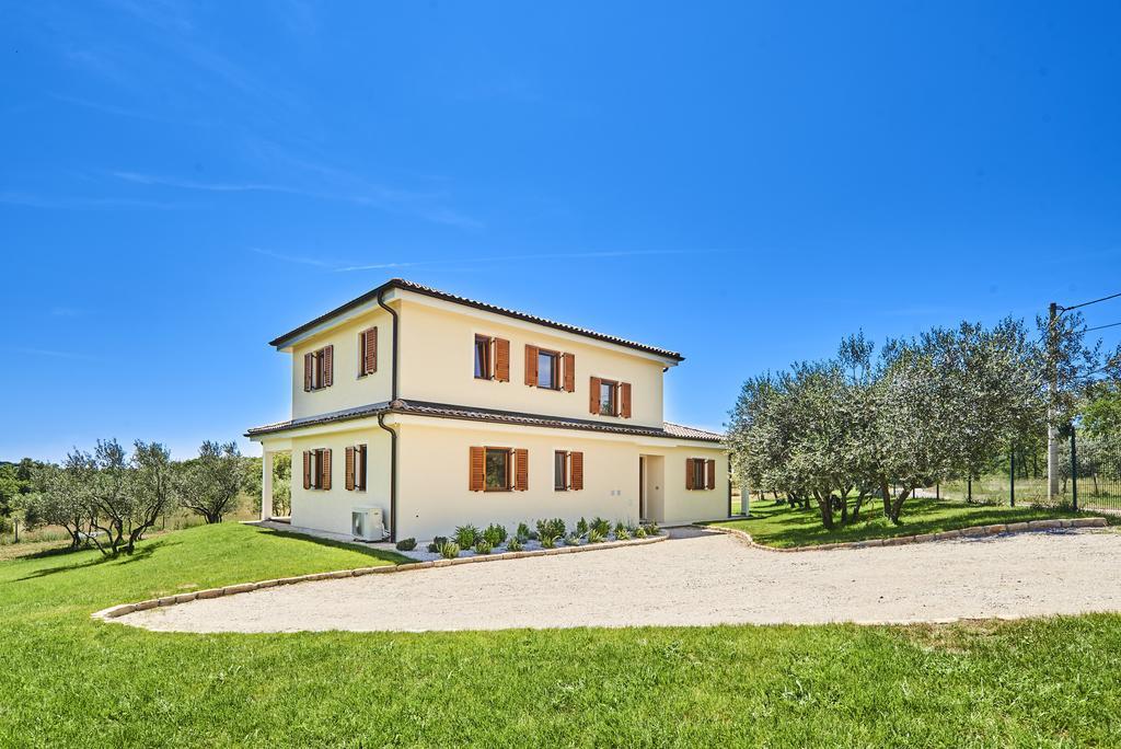 Villas Montrin Kaštel Εξωτερικό φωτογραφία