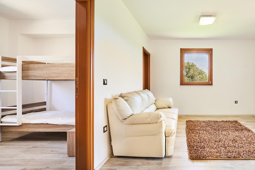 Villas Montrin Kaštel Εξωτερικό φωτογραφία